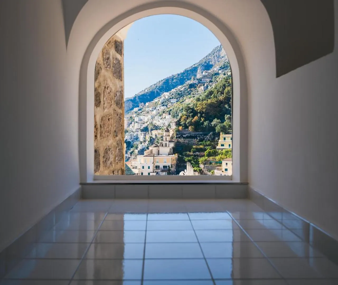Amalfi Art Apartment 0*,
